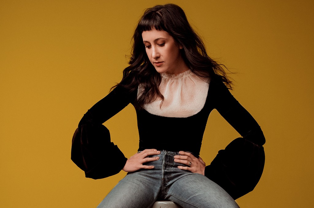Vanessa Carlton Reveals Songs That Inspired Her New Album 'Love Is an Art': Takeover Tuesday Playlist