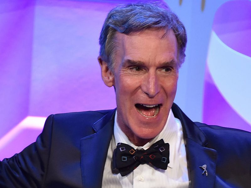 Bill Nye Explains the Science Behind Masks