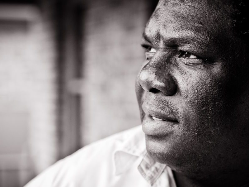 South African Folk Master Vusi Mahlasela Honors Home on 'Shebeen Queen'