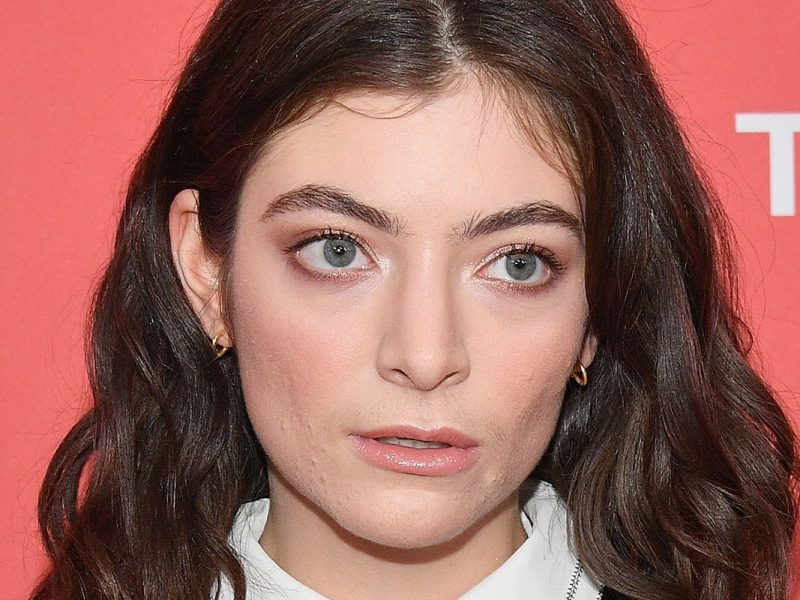 Lorde Resurfaces in Friend’s Social Media Photos After Years of Inactivity Online