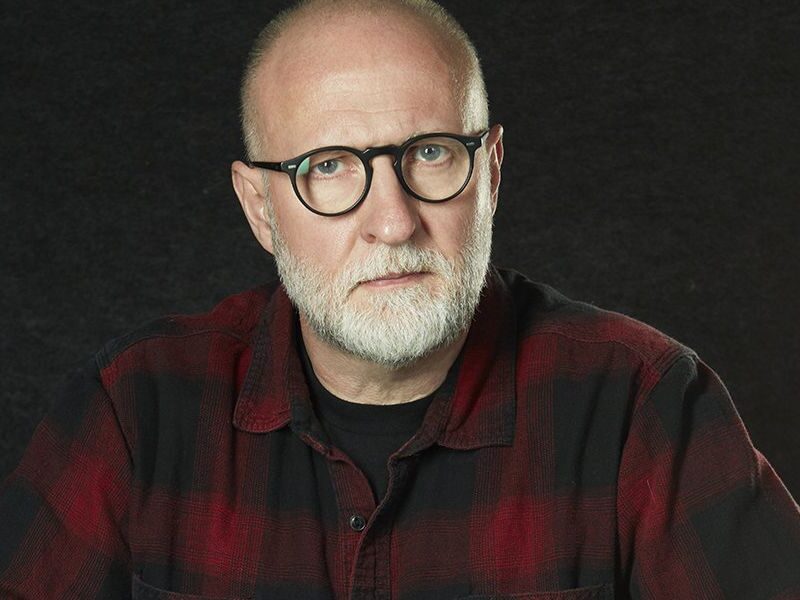Bob Mould Goes Back to the 1980s for the Sound of 'Blue Hearts'