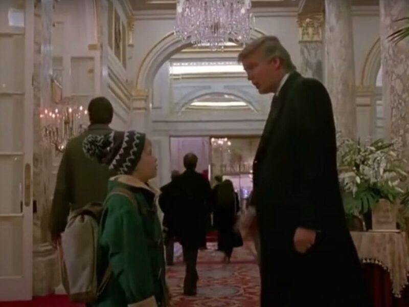 ‘Home Alone 2′ Director Reveals How Trump ‘Bullied His Way Into the Movie’