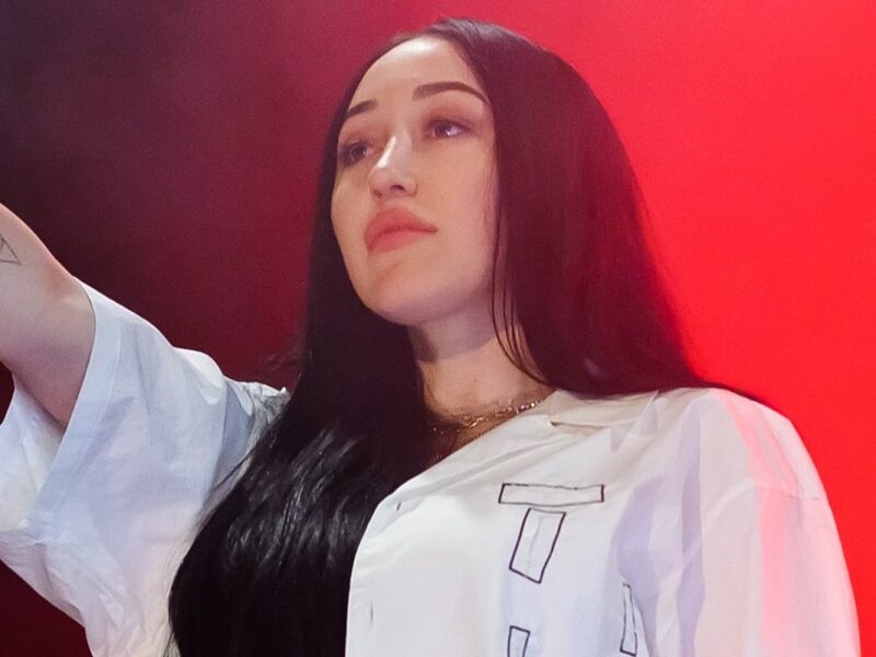 Noah Cyrus Apologizes After Making Racist Remark in Defense of Harry Styles