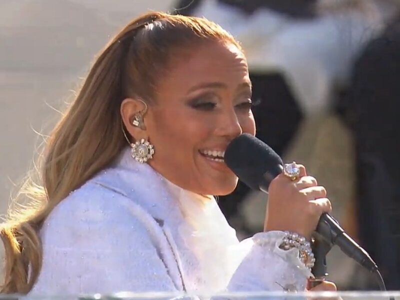 Jennifer Lopez Slipped a Little ‘Let’s Get Loud’ Into Her Inauguration Performance