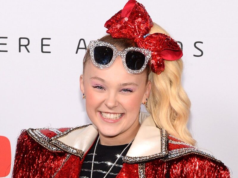 Did JoJo Siwa Just Come Out? These TikTok Videos Have Social Media Users Wondering