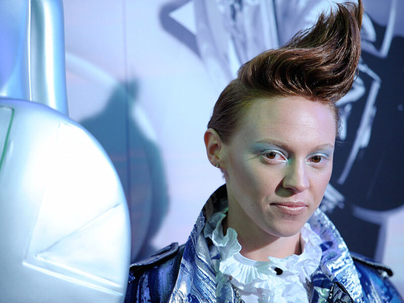 La Roux DMed an Artist Named Lava La Rue Asking Her to Change Her Name
