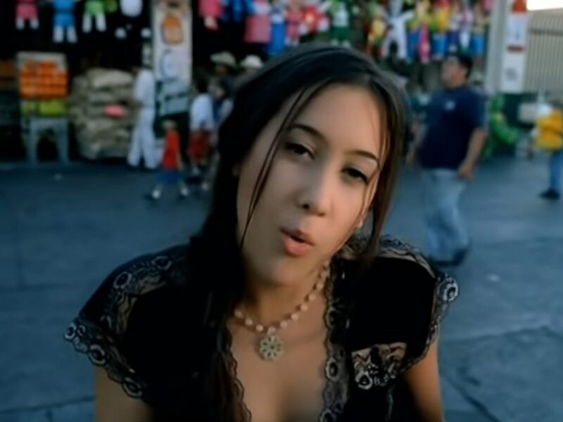 Who Is the Mystery ‘Famous Actor’ Vanessa Carlton Wrote ‘A Thousand Miles’ About?