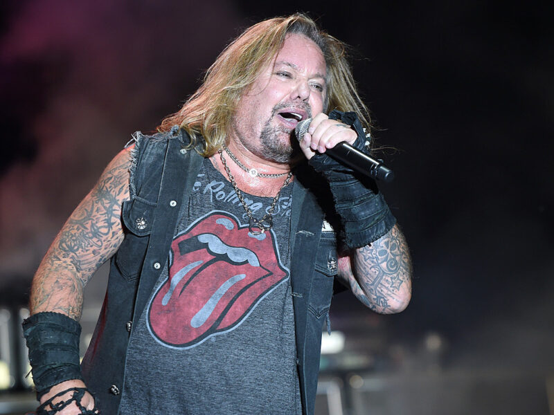 Motley Crue Star Vince Neil Played His First Concert Since the Pandemic and It Did Not Go Well