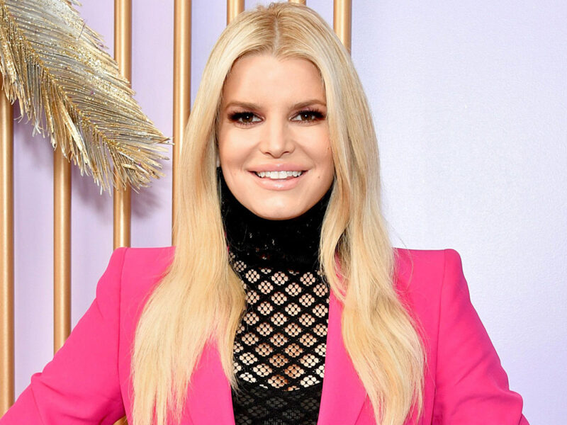 Jessica Simpson Marks Fourth Anniversary of Her Sobriety With “Unrecognizable” Throwback Photo