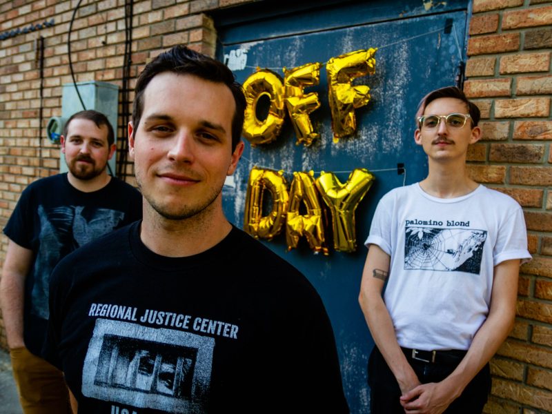 Song Premiere: Off Day – “Frog Fight”