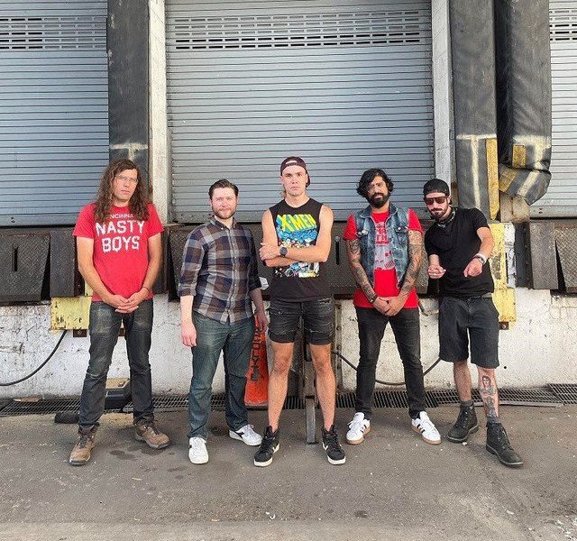 Song Premiere: Power Trash – “They Only Live to Get Radical”