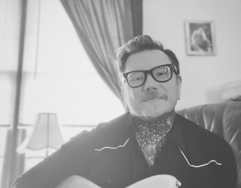 Video Premiere: Jeremy Squires – “Into the Fog”