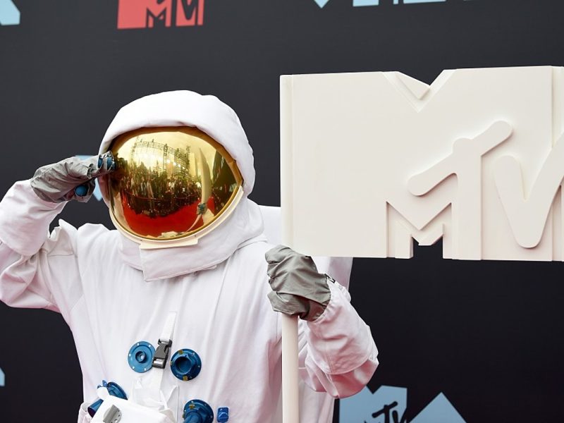 2022 MTV VMAs Red Carpet Fashion Moments We Couldn’t Look Away From (PHOTOS)