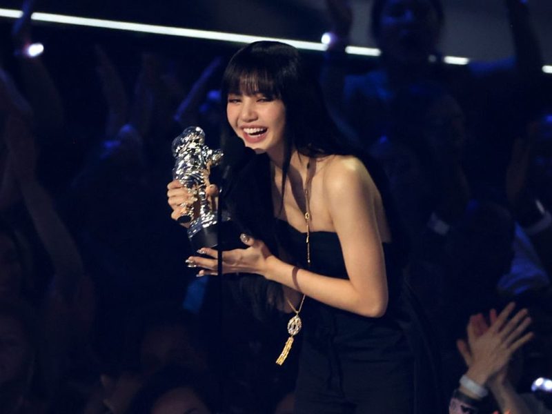 Blackpink’s Lisa Makes History With Best K-Pop Video VMAs Win: Watch Her Speech!