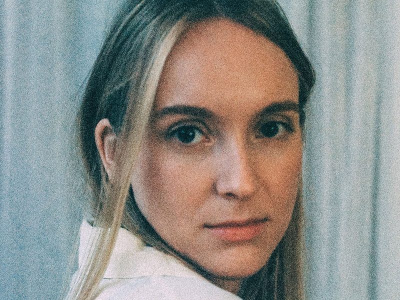 Frida Blomberg Tries To Get Intimate On Debut Single “Closer”