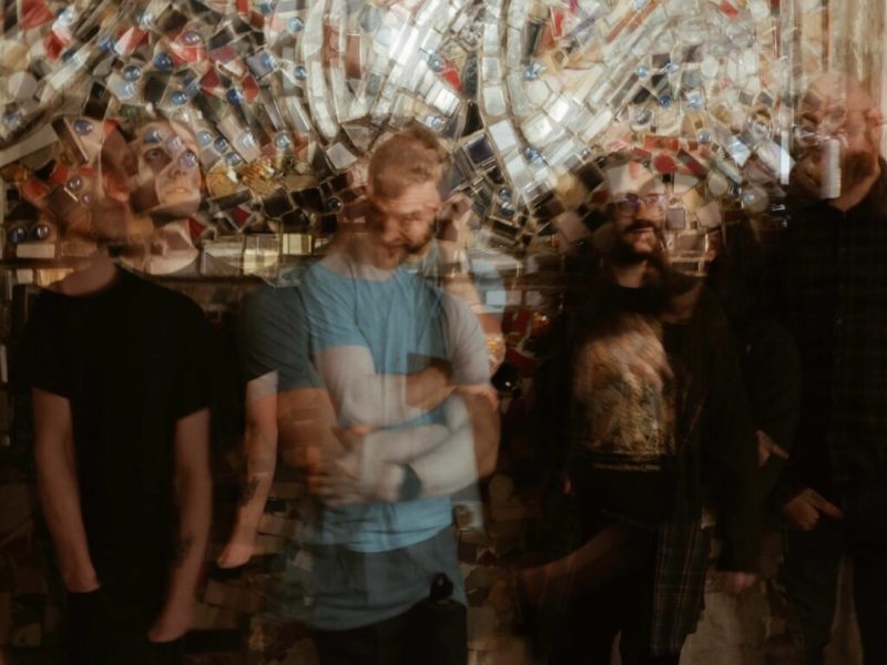 Album Premiere: SPACESHIPS – ‘Ruins’