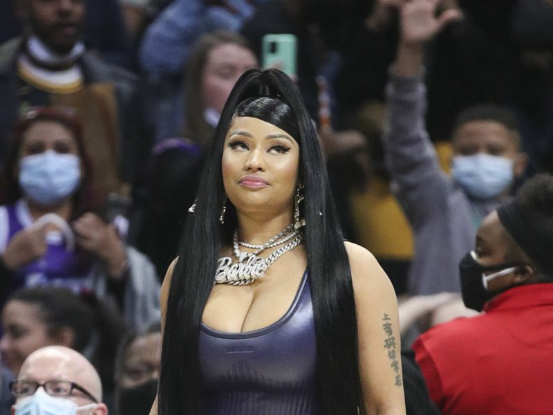 Nicki Minaj Says Female Rappers’ Labels Pay for Nicki Diss Tweets