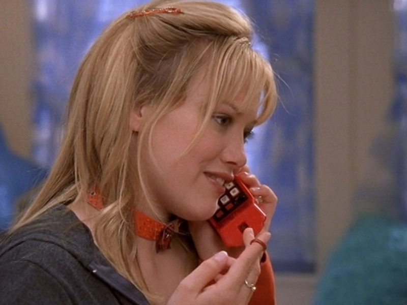 Hilary Duff Revisits Lizzie McGuire Character on ‘HIMYF’ (VIDEO)