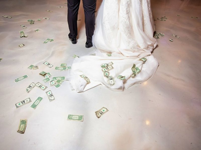 ‘Entitled’ Bride Asks for Monetary Gifts on Wedding Registry