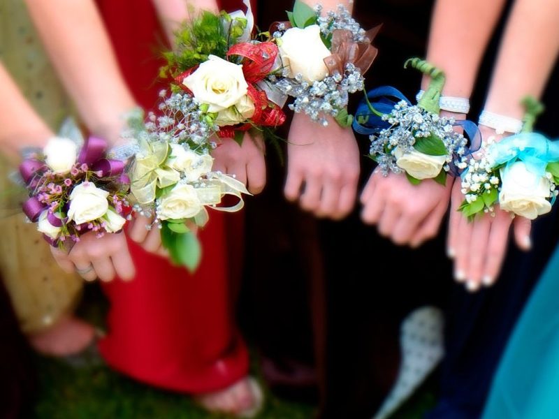 Christian School Turns Pantsuit-Wearing Student Away From Prom