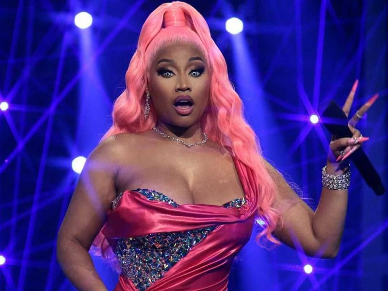 Nicki Minaj Reveals New Look After Breast Reduction Surgery