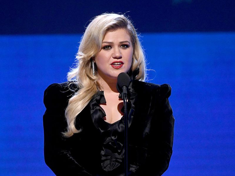 Kelly Clarkson Reveals Why She Won’t Tour for New Album