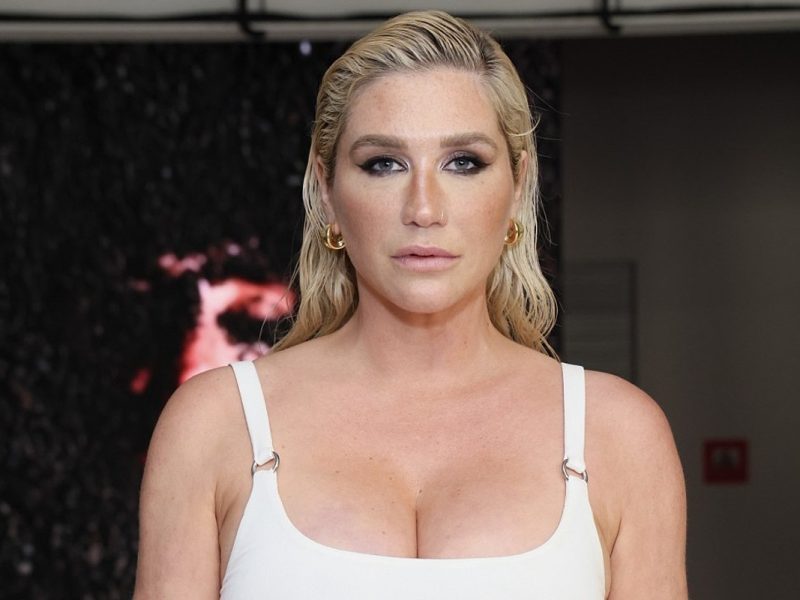 How Kesha ‘Almost Died’ From a Medical Complication