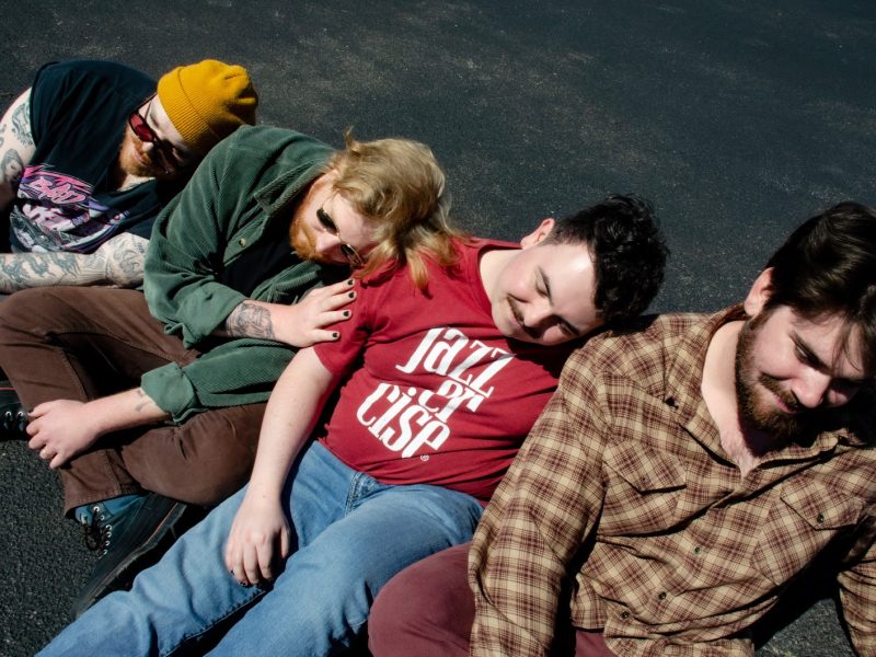 Song Premiere + Artist Interview: Doggy Daycare – “(forgetting) sarah marshall)”