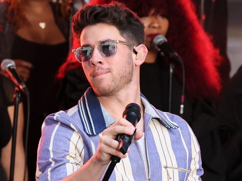 Nick Jonas Falls Through Trap Door on Stage During Concert: WATCH