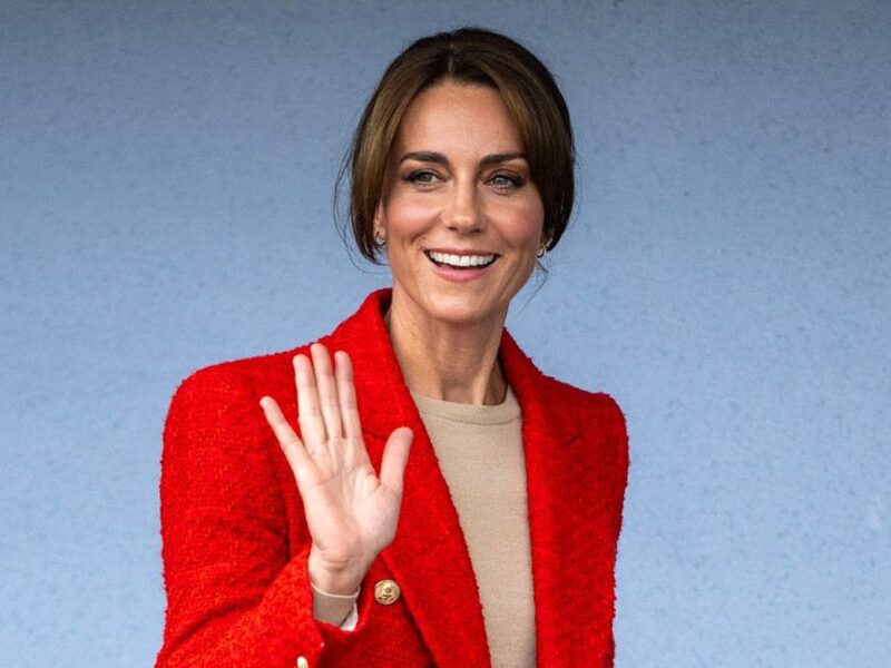 Princess Kate Apologizes for Weirdly Edited Mother’s Day Photo