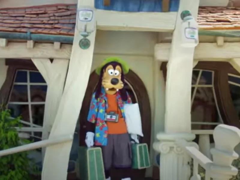 Disneyland Guest Alleges Goofy Left Her ‘Permanently’ Injured