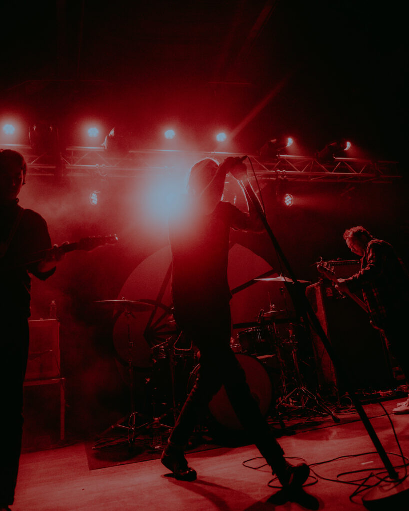 Pianos Become the Teeth Live 