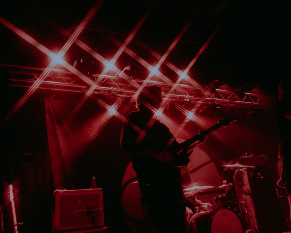 Pianos Become the Teeth Live 