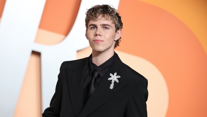 The Kid Laroi’s Chilly ‘A Cold Play’ Admits He Can’t Fix A Broken Love
