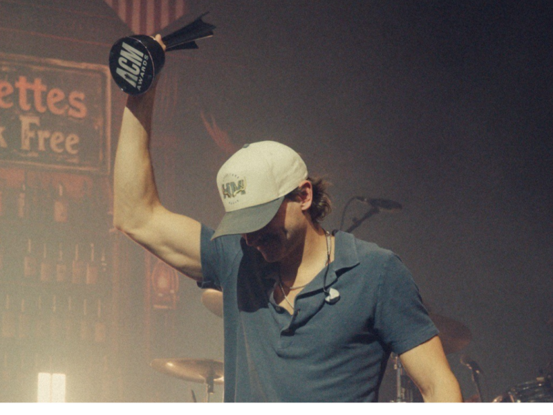Tucker Wetmore Surprised with ACM New Male Artist of the Year Award During London Show