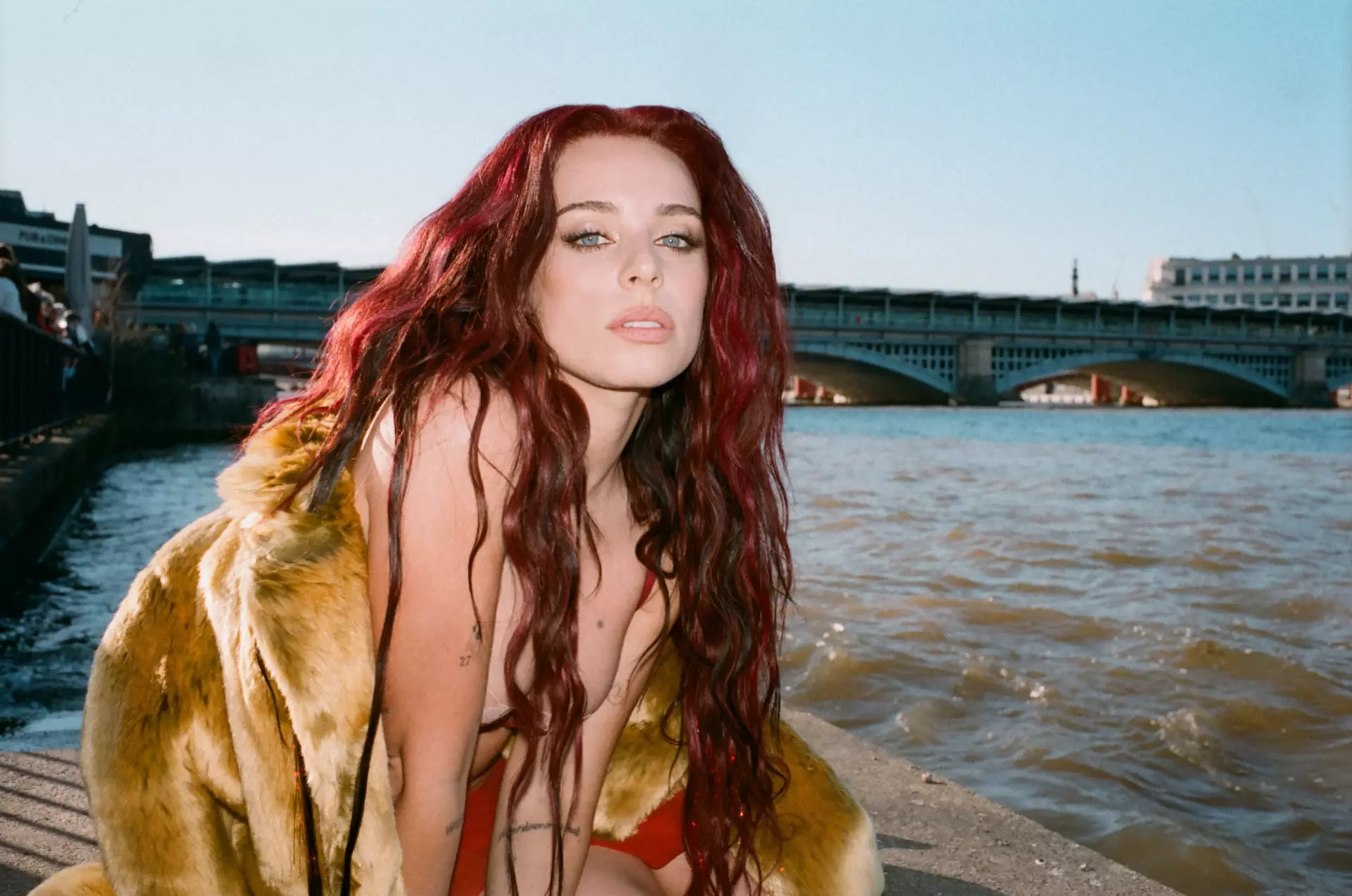 Rose Gray on the Euphoria of 'Club To Your Arms'