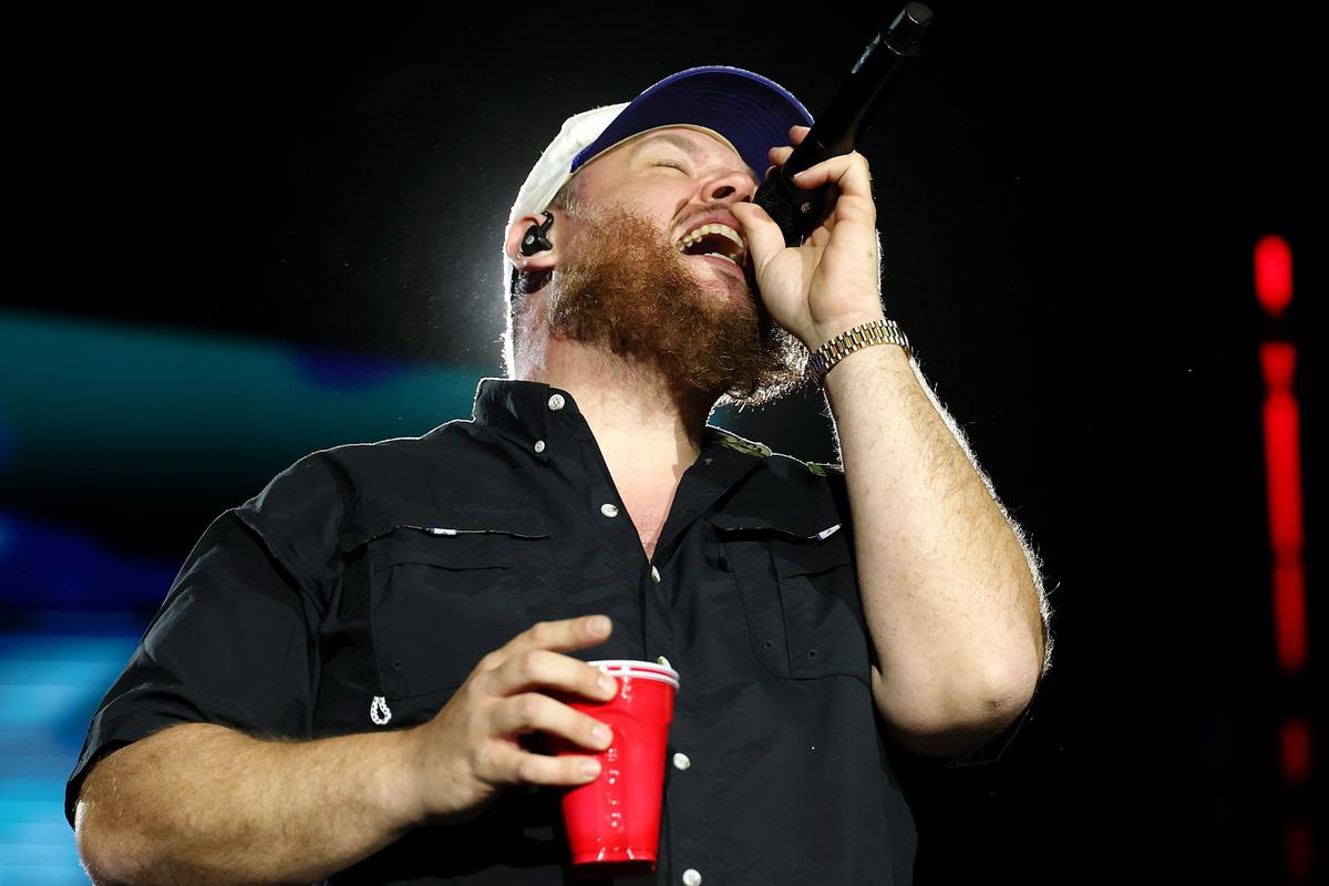 2026 Country Music Tours: Full Schedule and Artist List