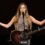 Kelsea Ballerini Shares Crucial Financial Advice for Women in Relationships