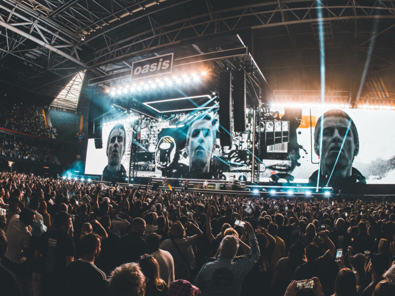 Oasis Ruled Out for Glastonbury 2027 Headline Slot