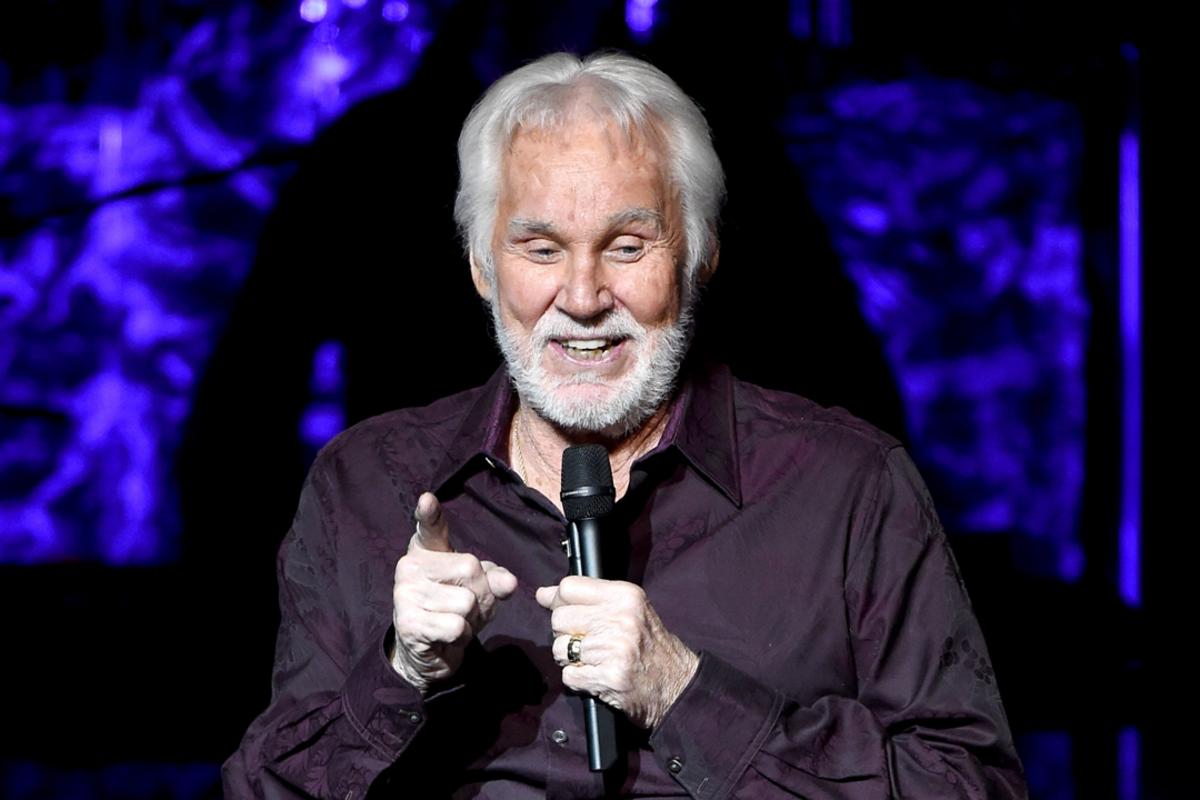 The Fascinating History of Kenny Rogers’ Signature Hit, ‘The Gambler’